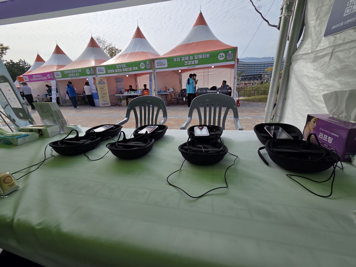 뉴라이브 부스1.jpg